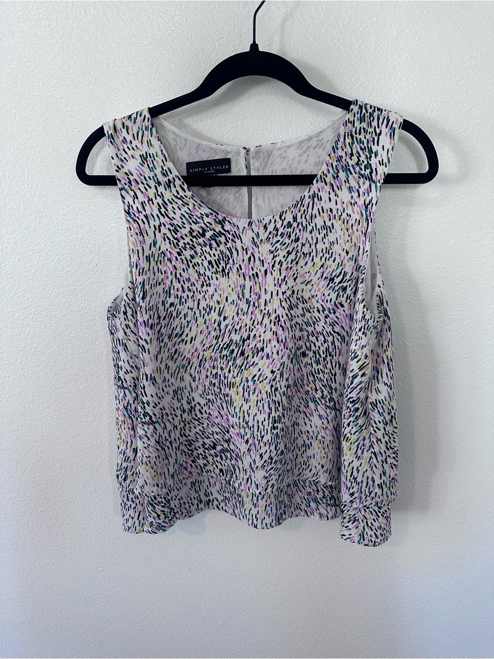 Simply Styled Lavender Multi-Dot Sleeveless Tank